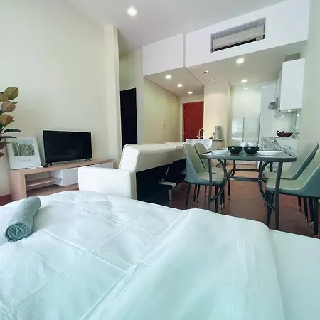 Strait Quay Marina Cozy Suite With Bathtub By Uptrend Home Management Tanjung Tokong Exterior photo