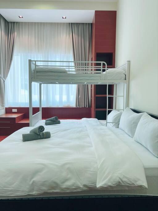 Strait Quay Marina Cozy With Bathtub By Uptrend Management Tanjung Tokong